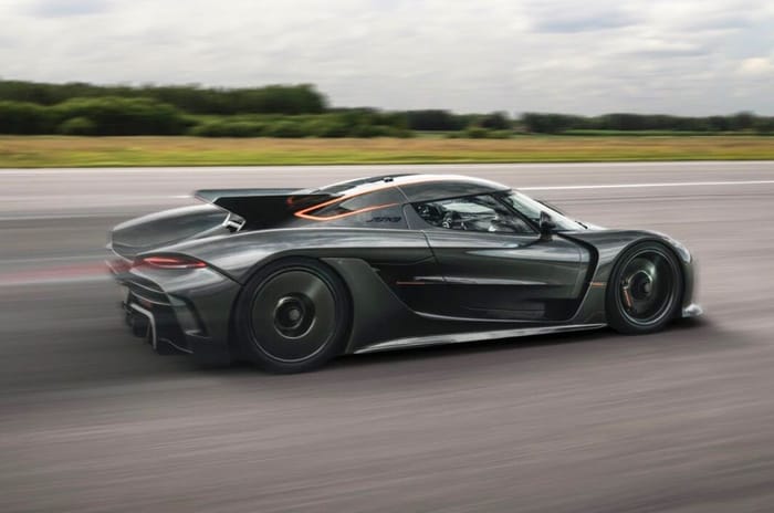 Koenigsegg vs Rimac: The ultimate 0-400-0kph rivalry  